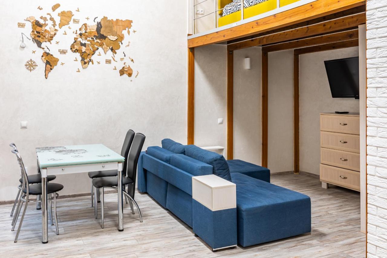 Apartment On Kovzhuna Street リヴィウ エクステリア 写真